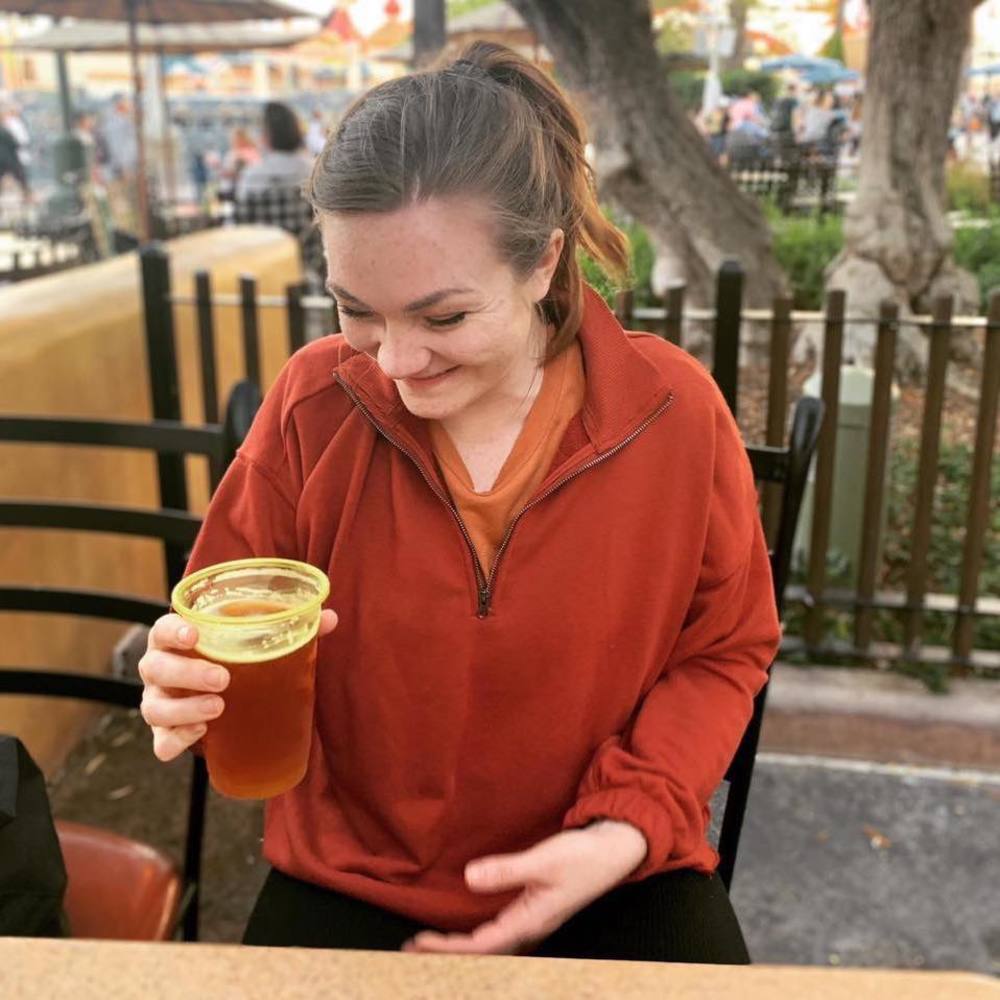 Meet your Posher, Caitlin